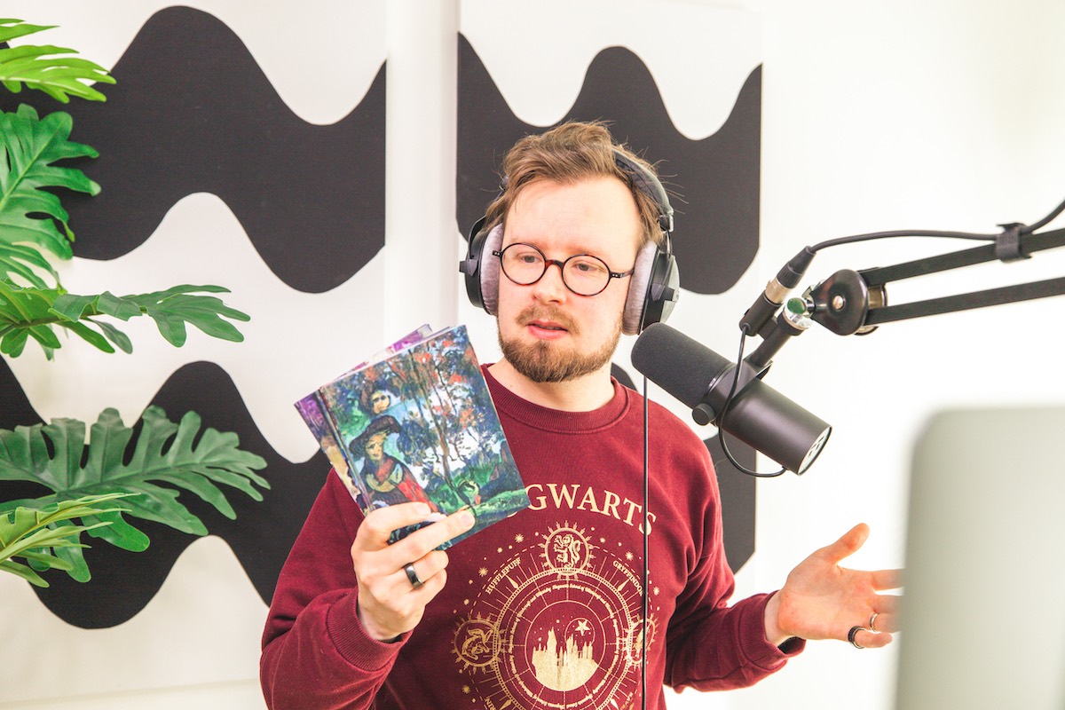 Recording Podcasts Remotely: The Best Apps for Podcasters